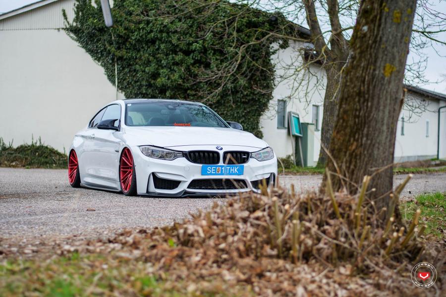 BMW M4 Coupe on Vossen Wheels (VPS-307T) 2017 года  (фото 4 из 20)